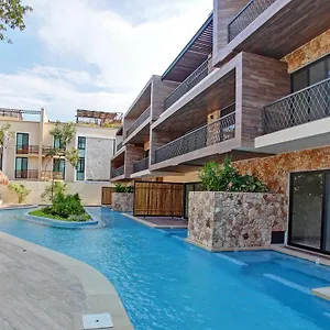 Appartement Exclusive Paramar Ve Penthouse In By Lockey For Walking To Commercial Zone In Aldea Zama, Tulum
